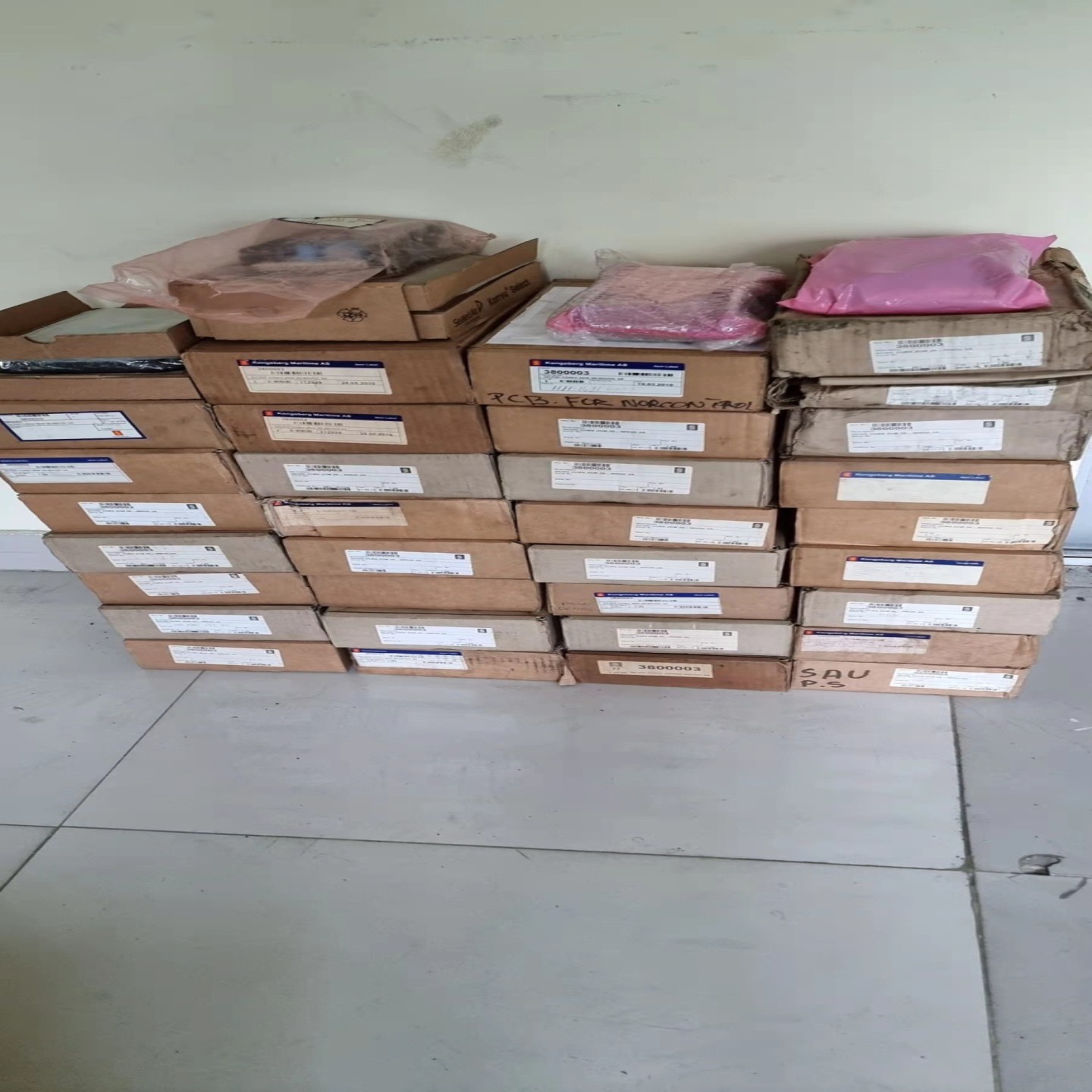 【请询价】电源板VT25-373-33X9 20-60V 3A HH