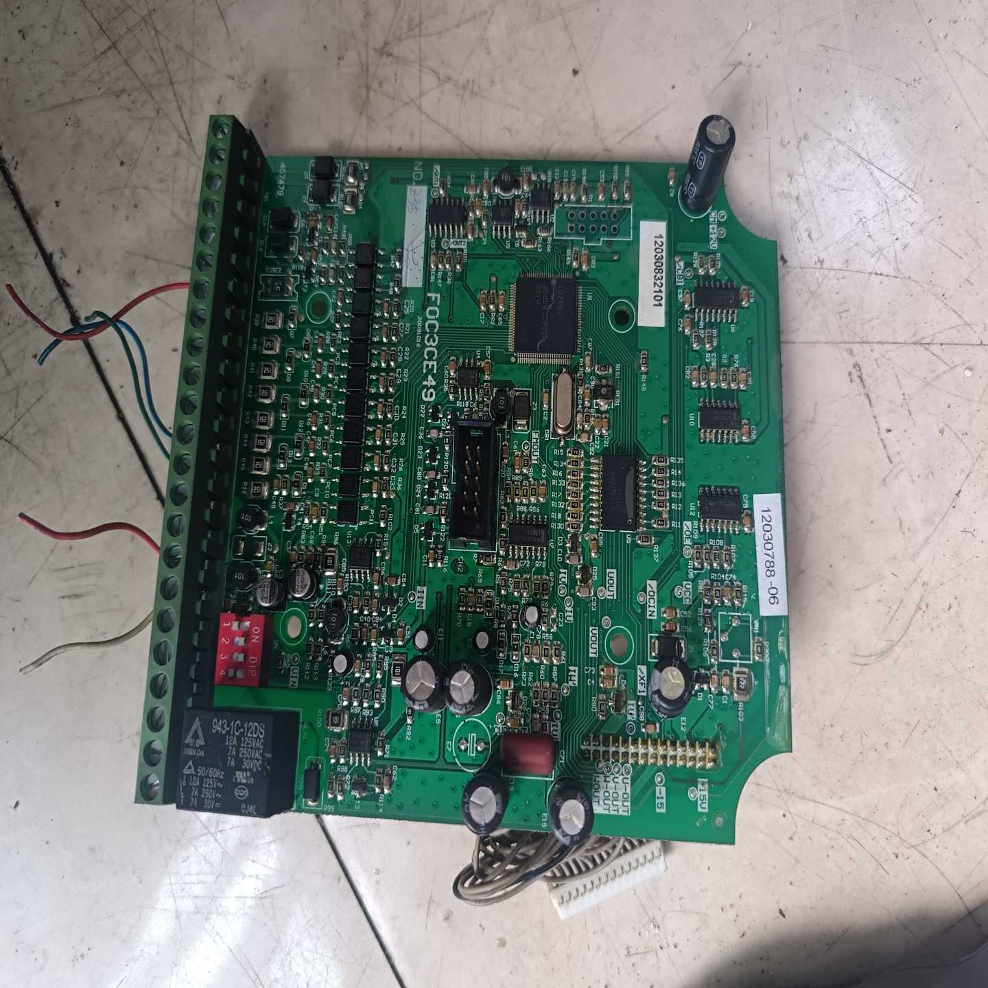 欧瑞变频器主板，变频器型号F1000-G0022T3B.2.~询价