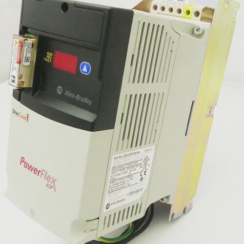 ALLEN BRADLEY 22DD2P3N104 Powerflex 40P Serie A unbenutzt