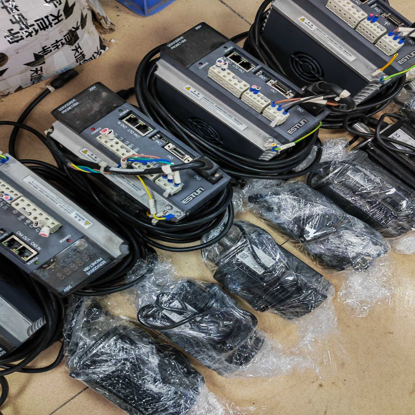 【议价】艾斯顿750W伺服电机，驱动PR0NET-08AEG-EC，适用