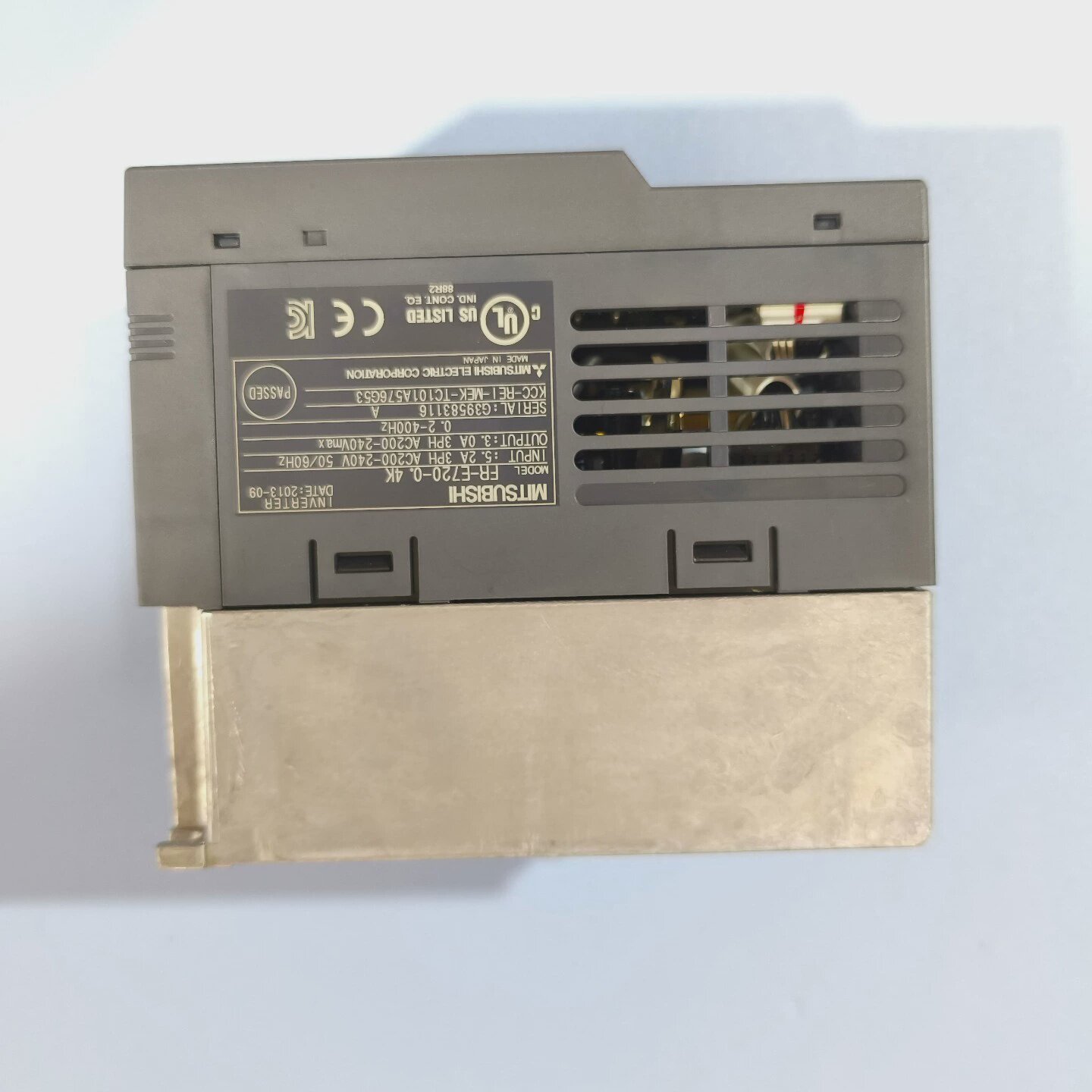 三菱变频器220V0.4KW，型号:FR-E720-0.4K--议价商品