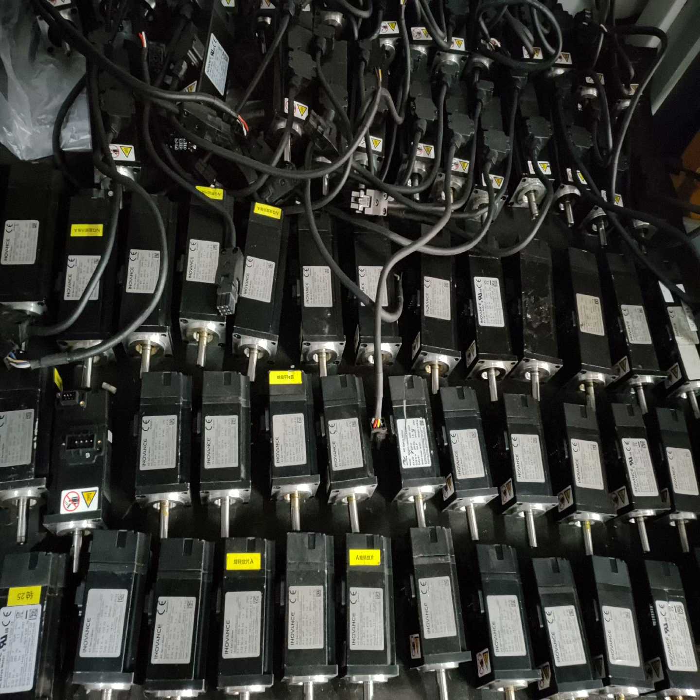 汇川伺服100W电机，MS1H1一10B30CB一A330Z【落红设备】