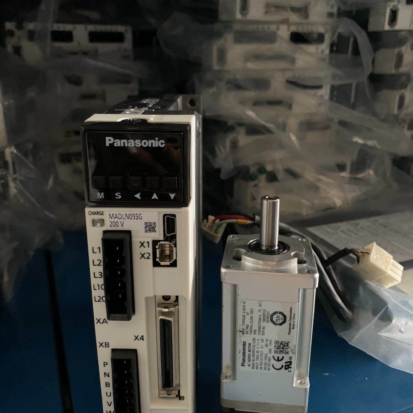 松下A5伺服电机套装100w--议价商品