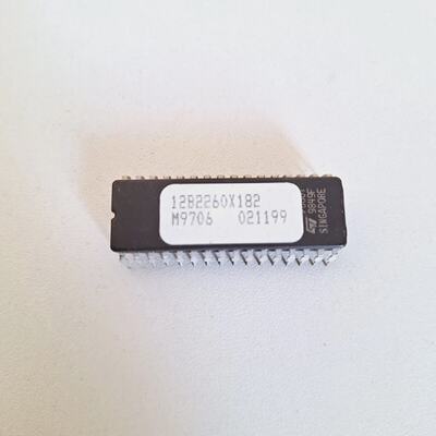 STMicroelectronics 12B2260X182  P880T  M27C100112FI Componen
