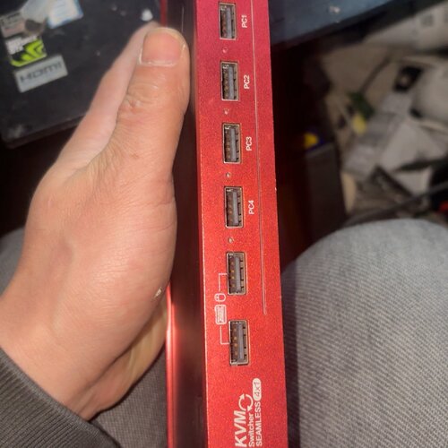 Mirabox妙联宝分屏器四进一usb同步器一体机hdmi-询价