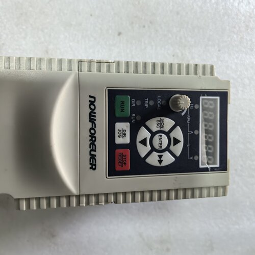 南方安华变频器E100S0R7B1PHAC220V5-询