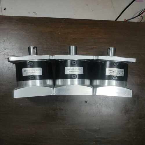 (询价)精密行星减速机ZNF80—L1—10—S2—P2信捷伺服电机