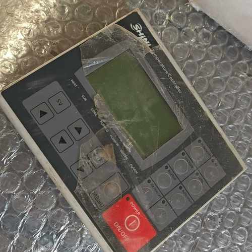 【星慕电子】信易模温机显示屏，型号：STM100-21  实物图拍摄