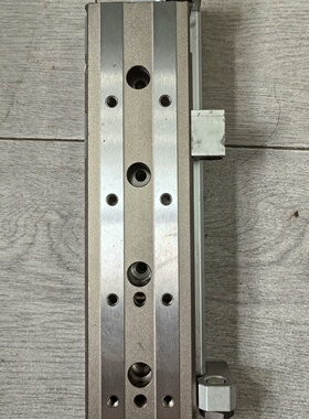 议价件25AMXQ16L100滑台气缸成色议价