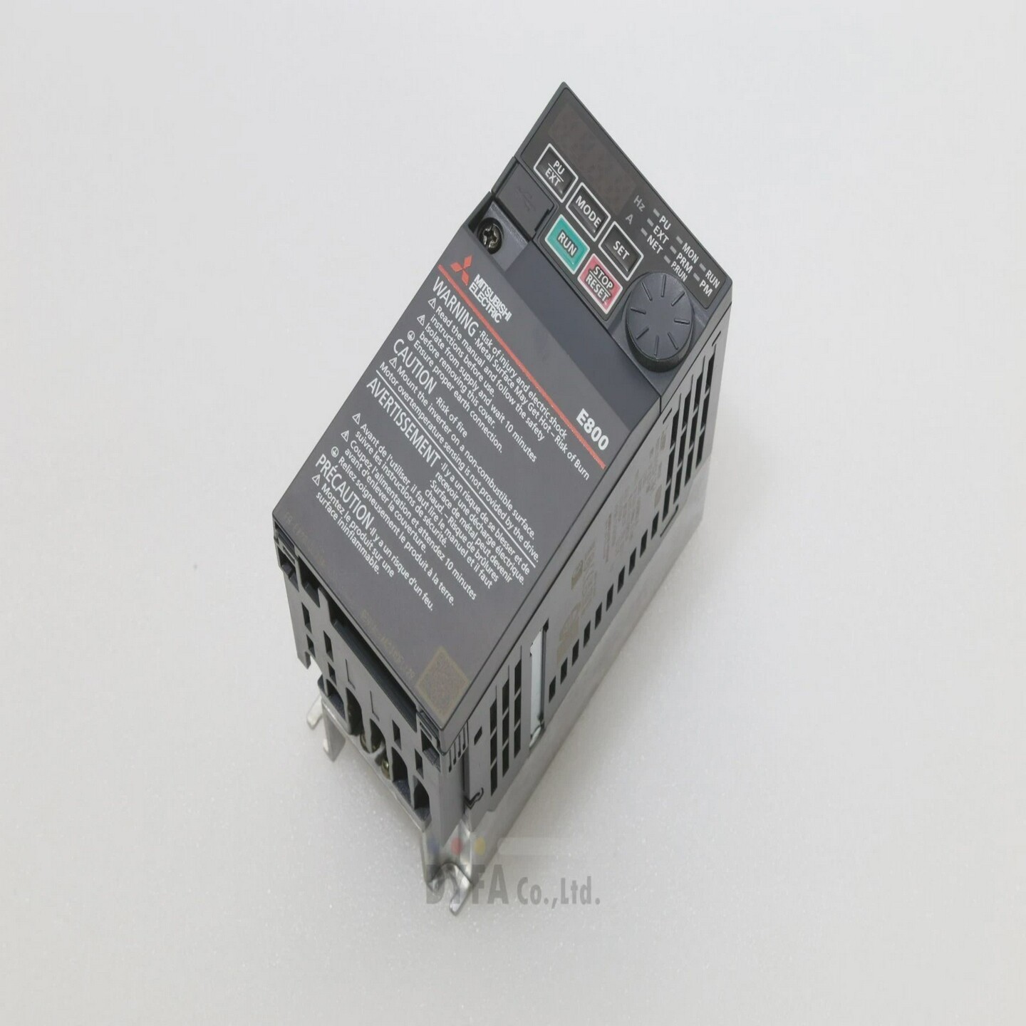 三菱E800FR-E820-0.75K-1逆变器3PHAC200-240VDRV-I-46729M34