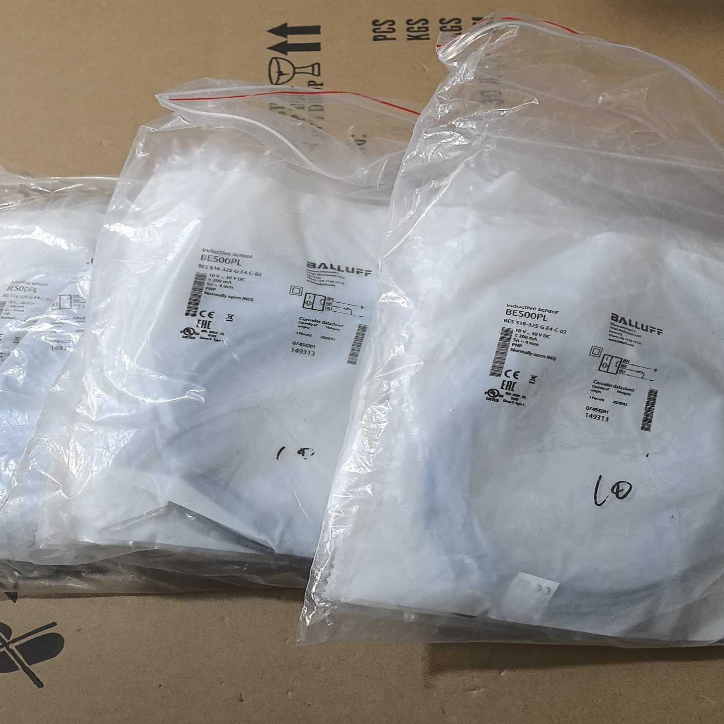 巴鲁夫BES00PL电感式接近开关BES516-3询价