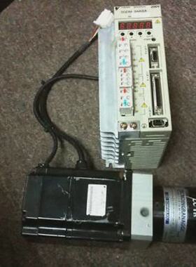 YASKAWA AC Servo Drive SGDM04ADA WSGMPH04AAA2C Motor