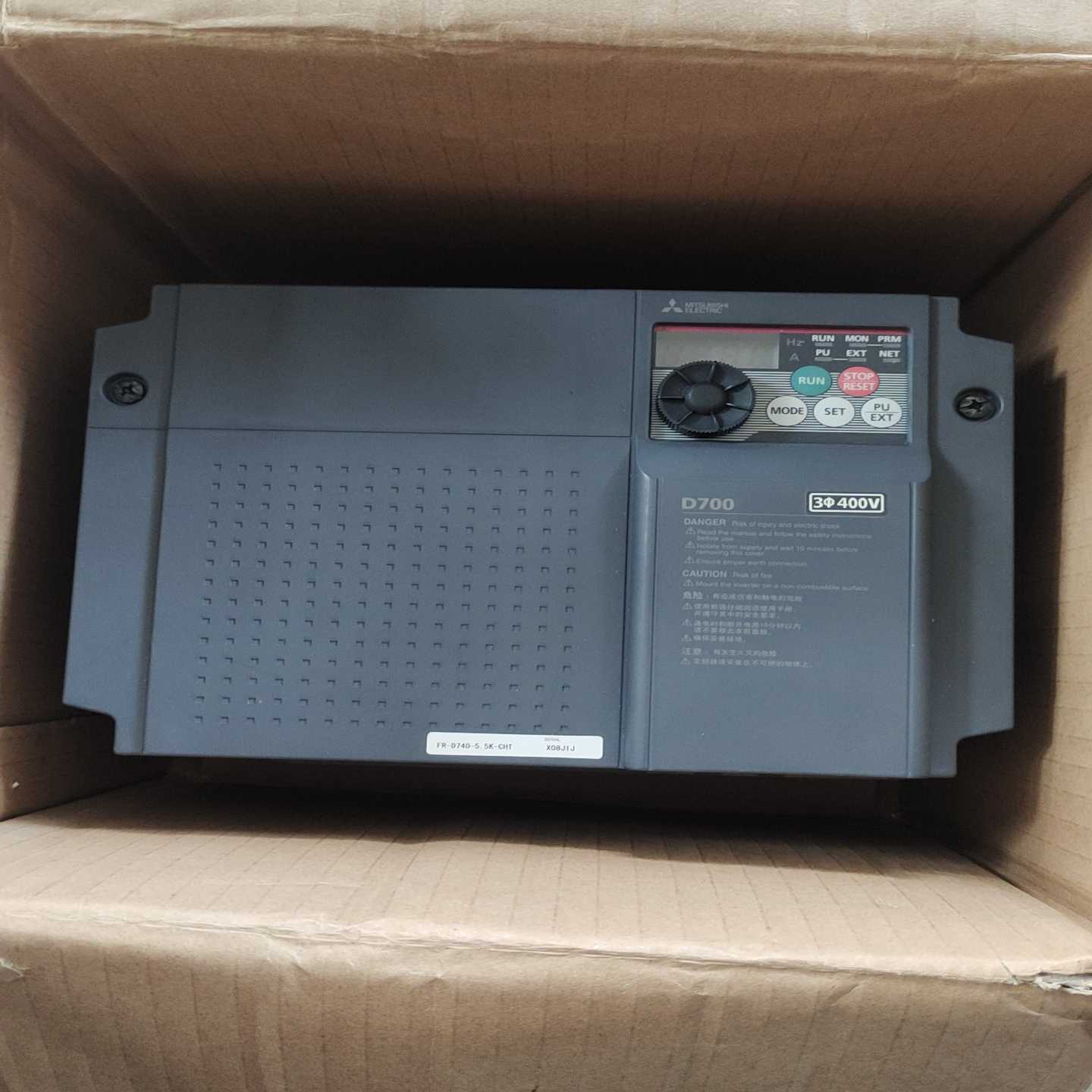 (重工机械)全新带包装变频器fr-d740-5.5k-cht5.