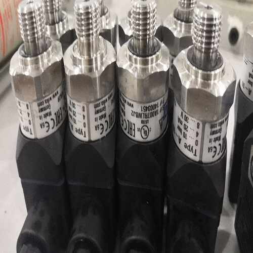 【议价】9成新功能良好0—10bar适用