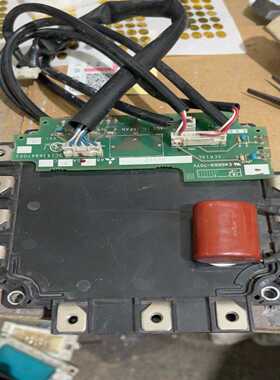 施耐德LC1F330接触器，原装正品进口货，库存全新带包装一--议价