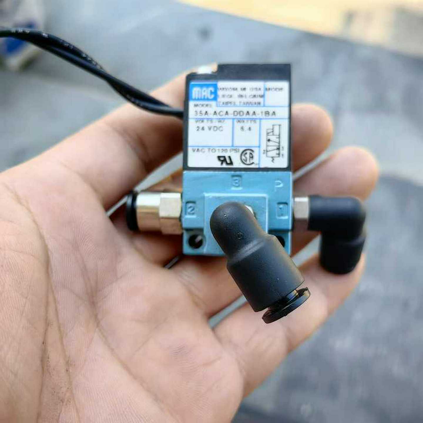 GYG202C5-RG2富士伺服电机单价800二手拆机--议价商品