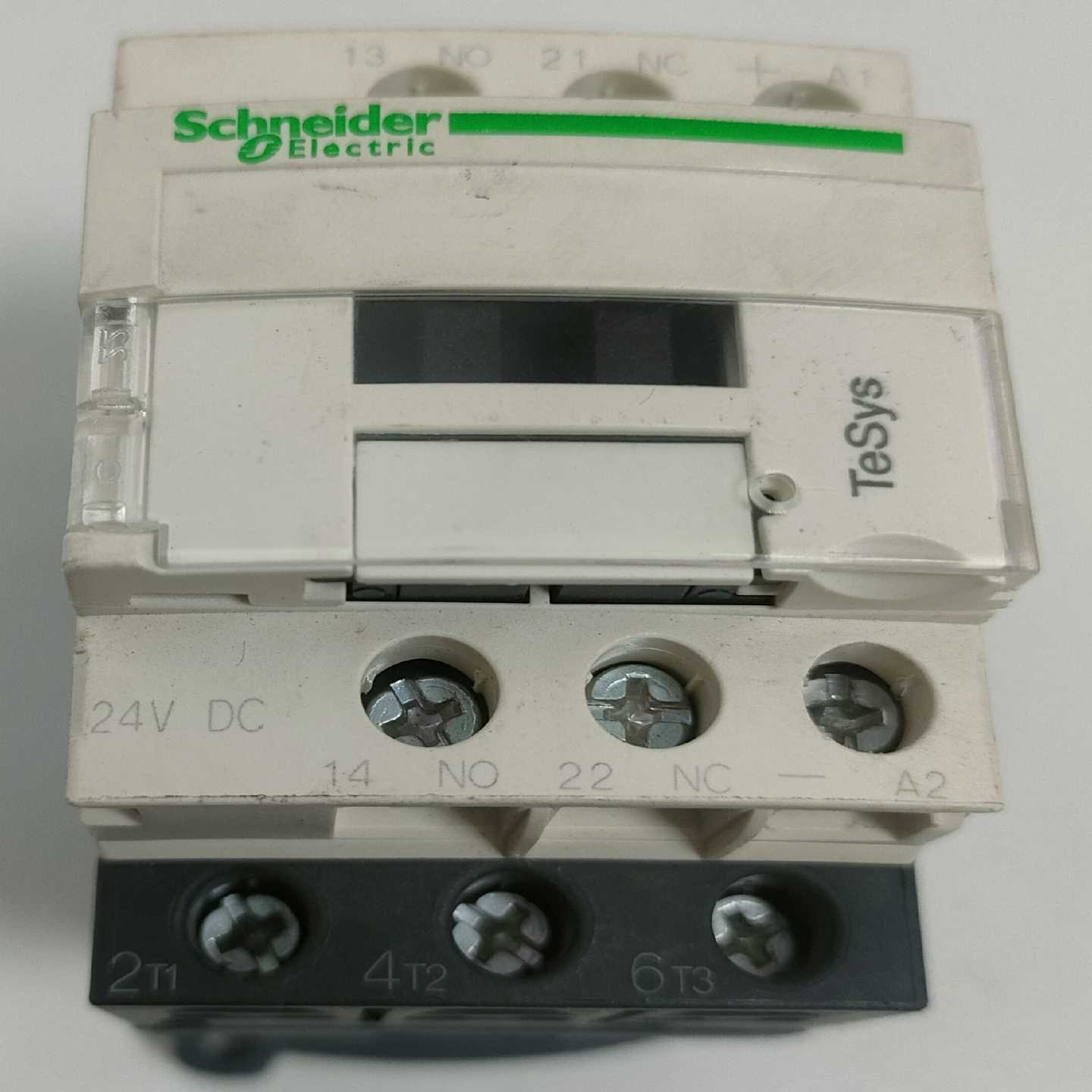 接触器1个LC1D09BD   DC24~询价