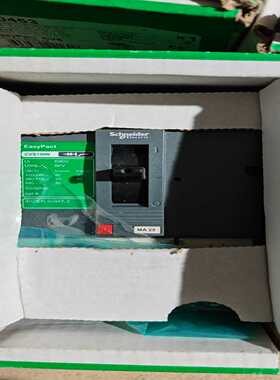 询价~塑壳断路器  CVS100N MA25 带包装三台