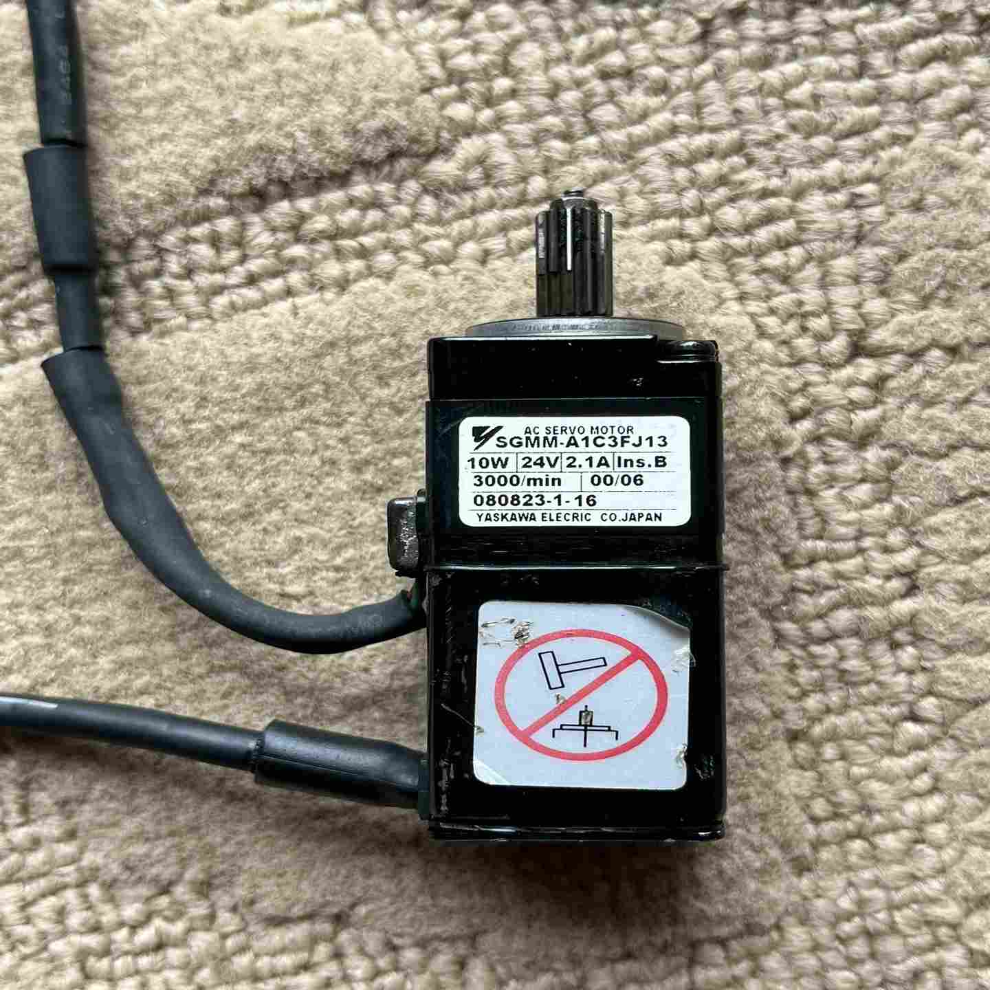 安川电机SGMM-A1C3FJ13实图拍询价