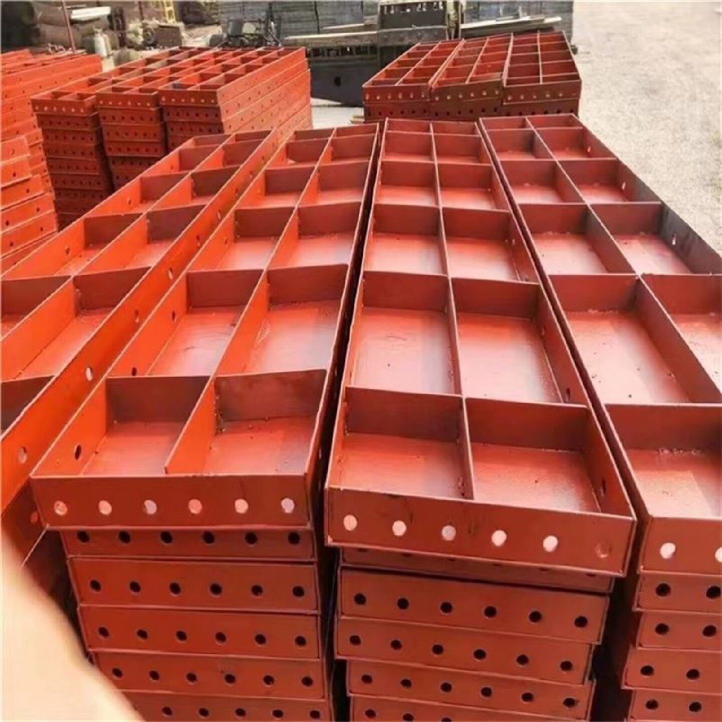 建筑钢模板平面异形圆形水泥模具模板定制定做各型号厂家直销定做