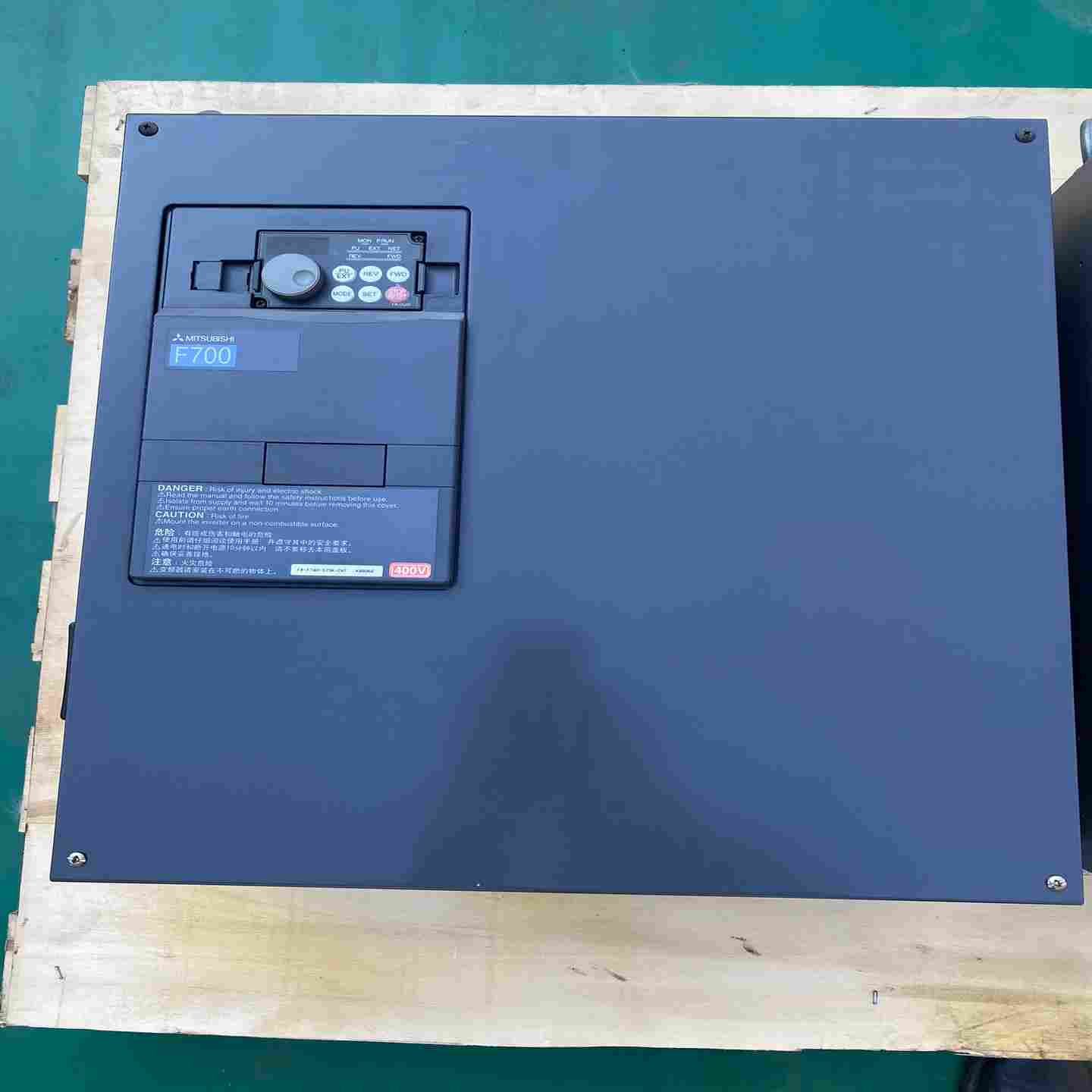 议价三菱变频器FR-F740-S7g5K-CHT维修/现货