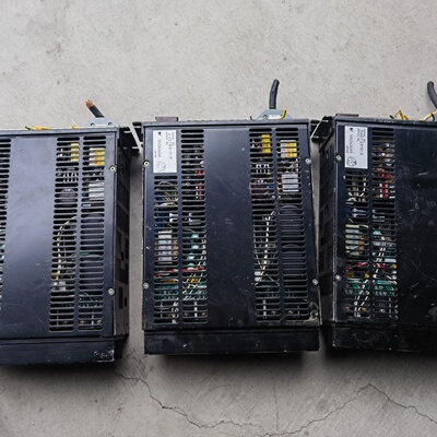 安川YASKAWA驱动器CPCR-SF02B，Y56A两台，--议价商品