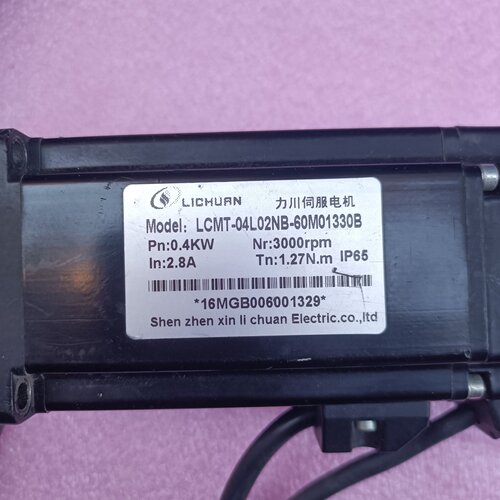 力川伺服电机LCMT04L02NB60M01330B议价