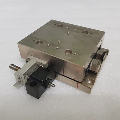 MOTORIZED LINEAR STAGE 100mm X 100mm X 45mm