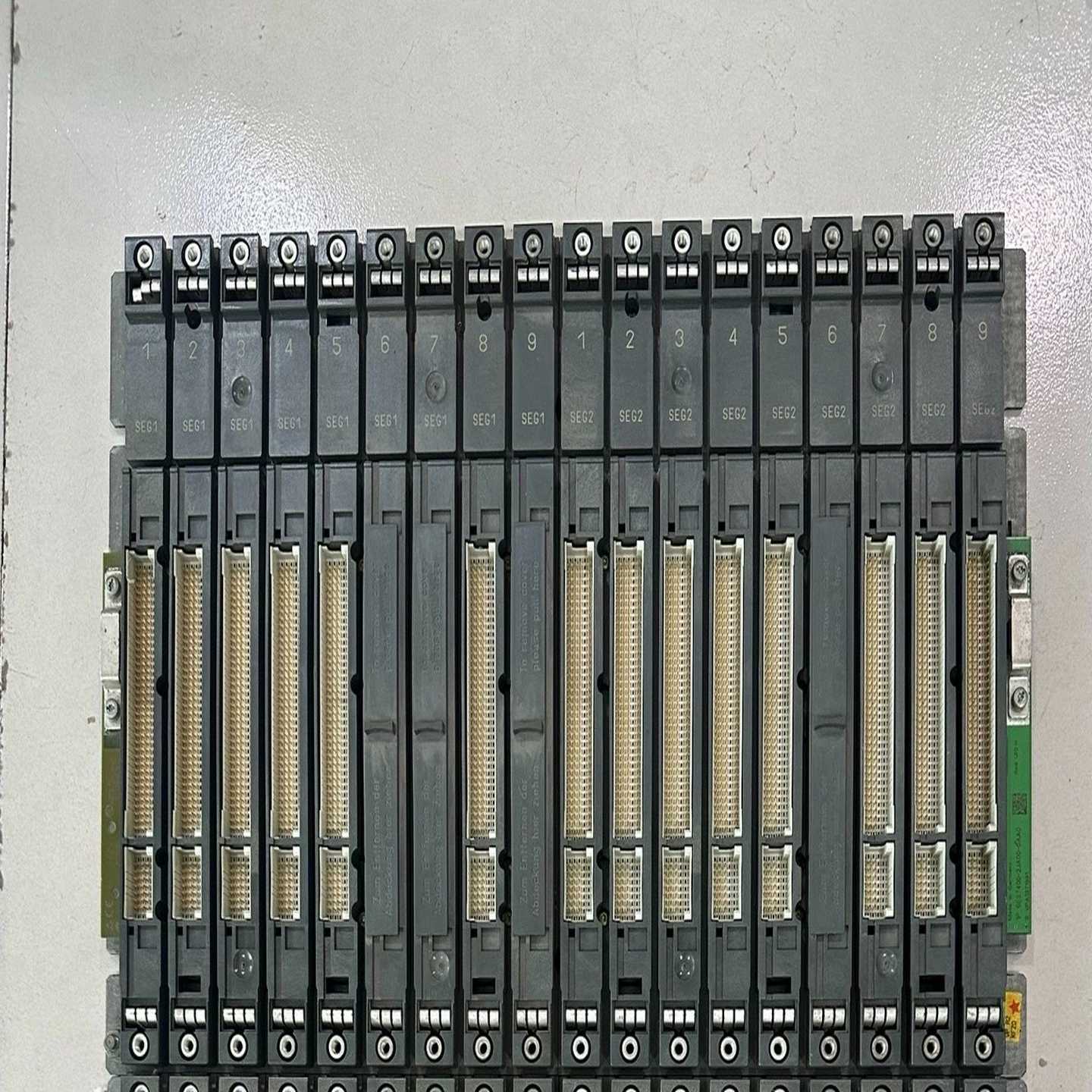 西门子400系列二手底板,6ES7400-2JA00-0AA--议价商品