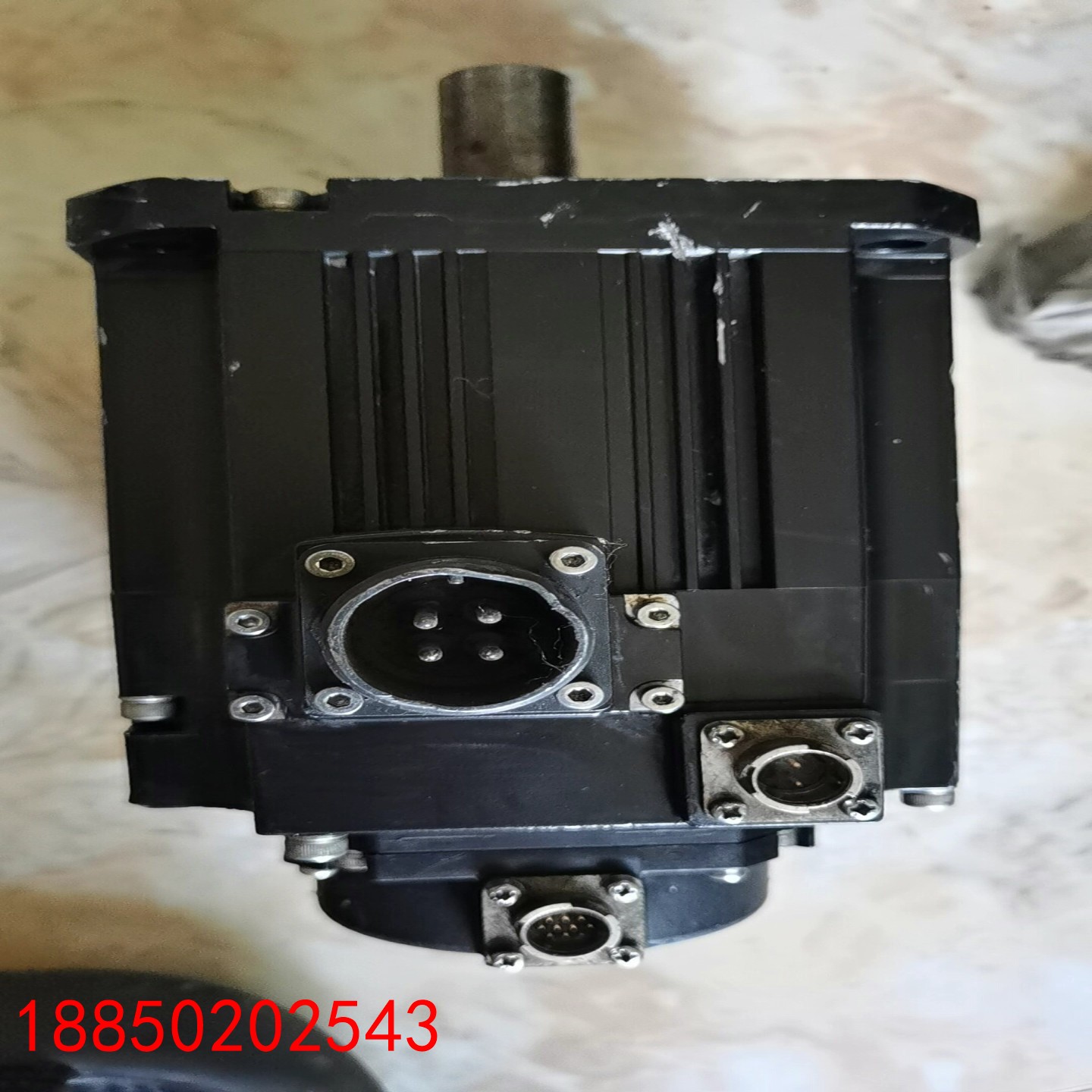 【请询价】三菱伺服电机HF-SP152B拆机外壳有划痕掉漆后罩有裂