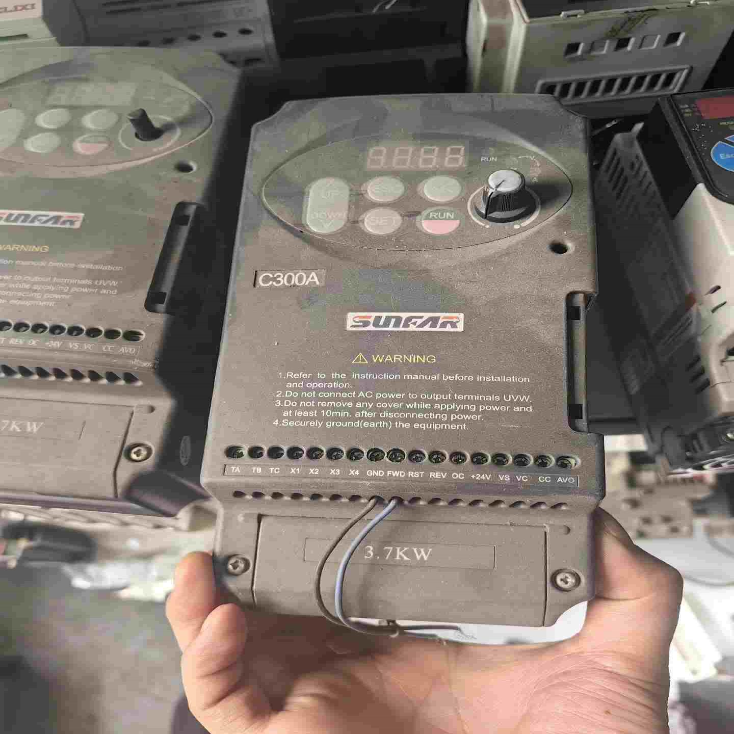 四方变频器 C300A-4T0037，3.7KW 质量保证【白零商行】