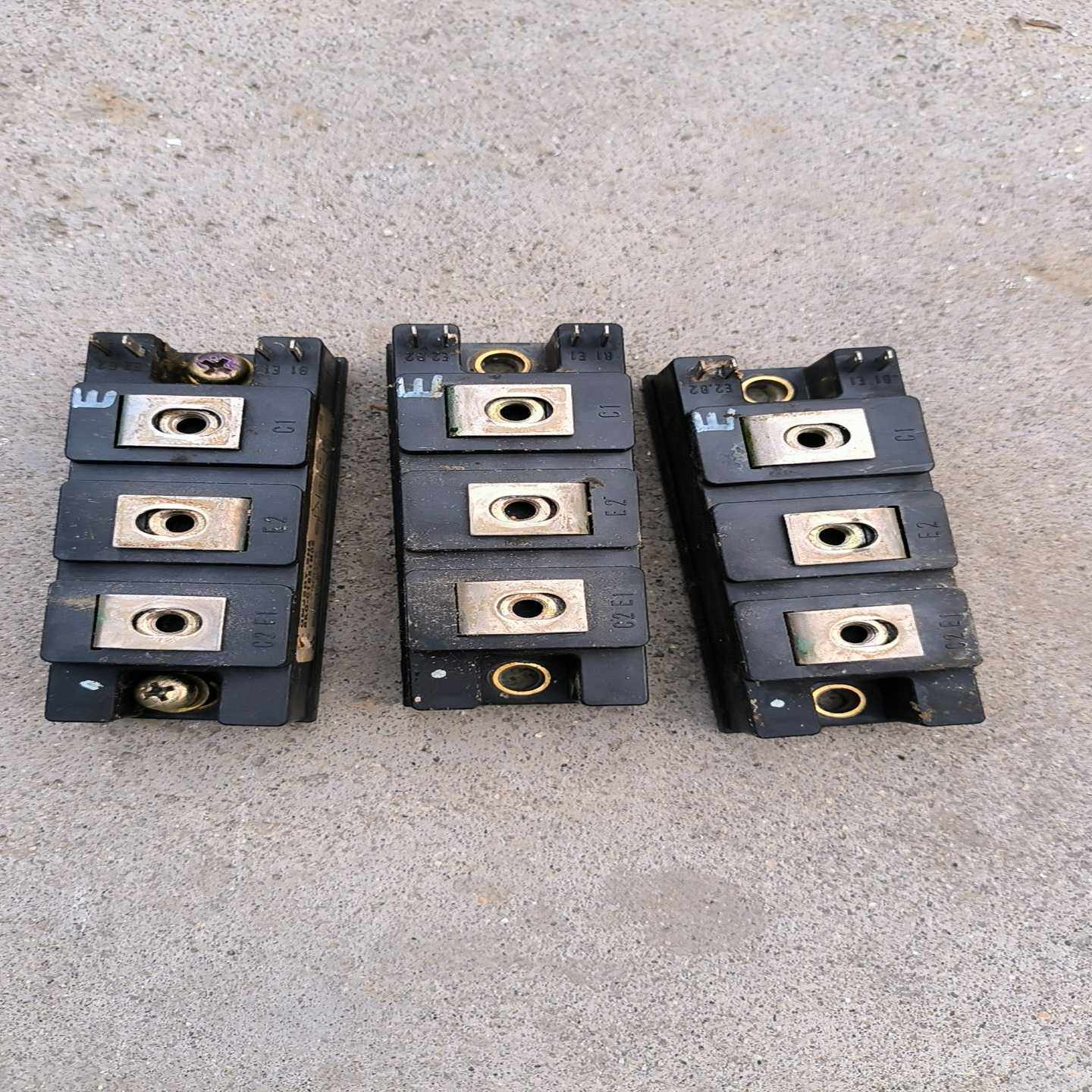 QM25DY-2HA达林顿模块，保证！功能正常。询价