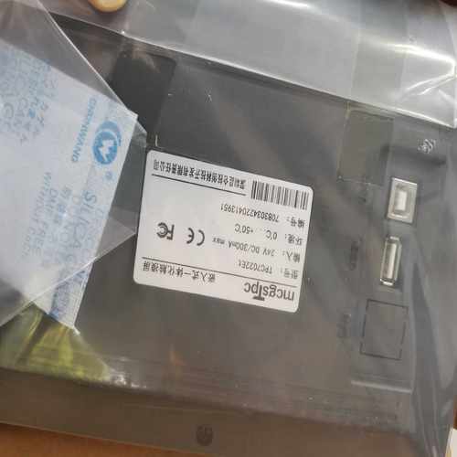 昆仑触摸屏TPC7022Et，实图拍摄，功能正常，全新库存，-议价