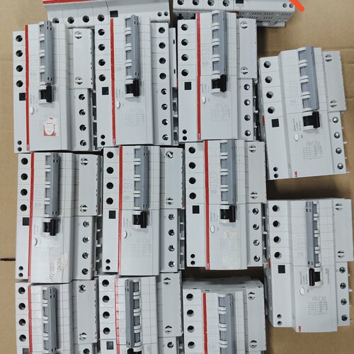 寻ABB4P50A63A断路器4P带漏电保护器C型D