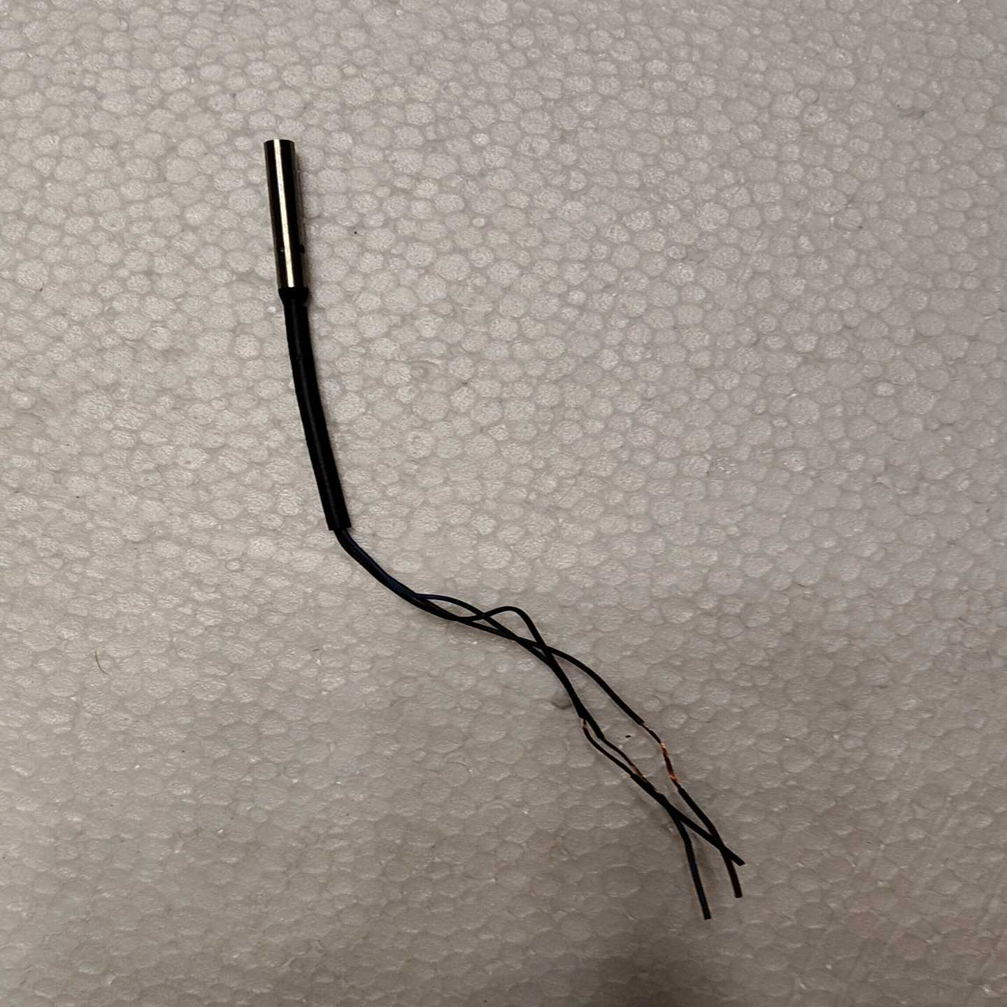 询价~传感器E2E-C04SR8-WC-B1-1