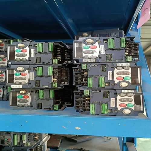 【议价】富士变频器FRN0.4C1S-7C变频器0.4kw适用