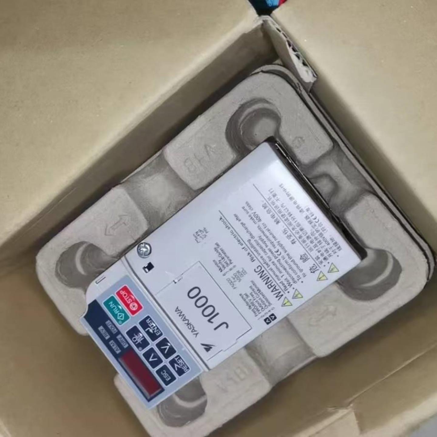 配件CIMR-JCBA0006BAA CIMR-JCBA0010BAA 安川变频器现货议价