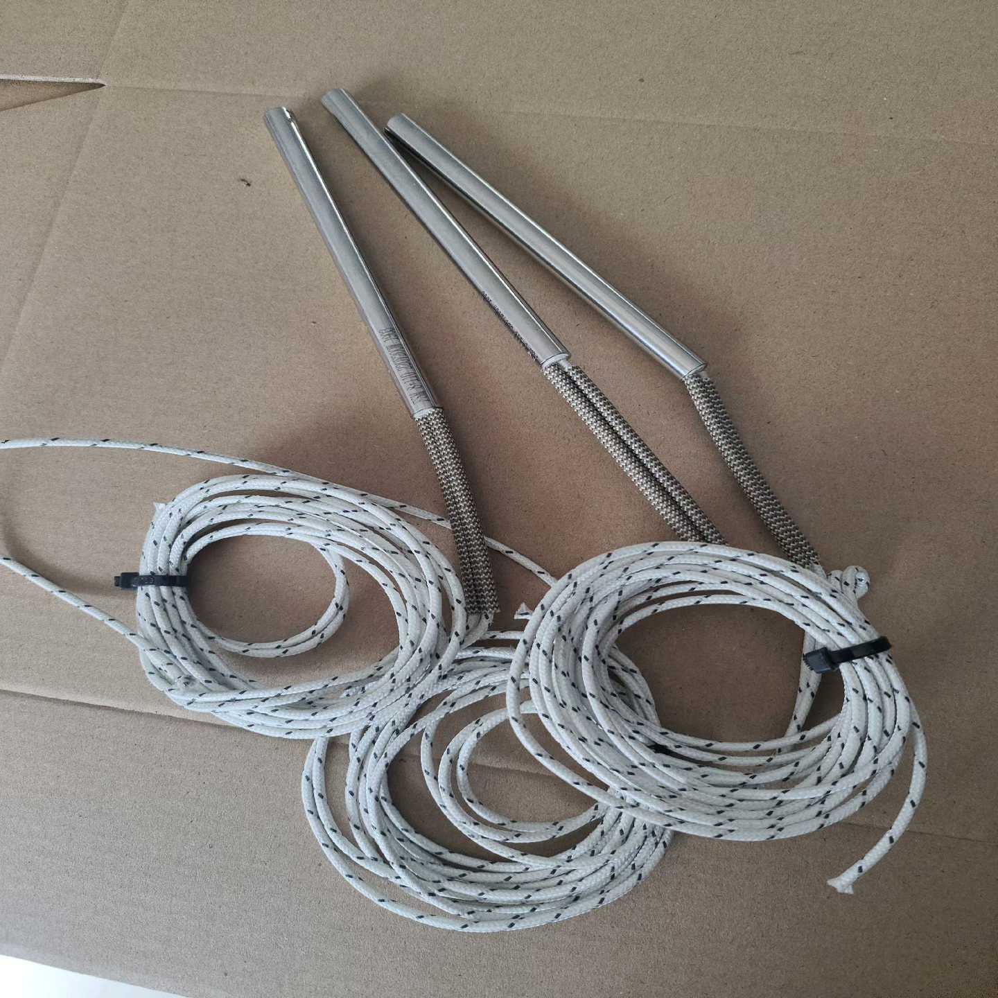 ASMAD890A轨道加热棒200V200W(亚飞商行）