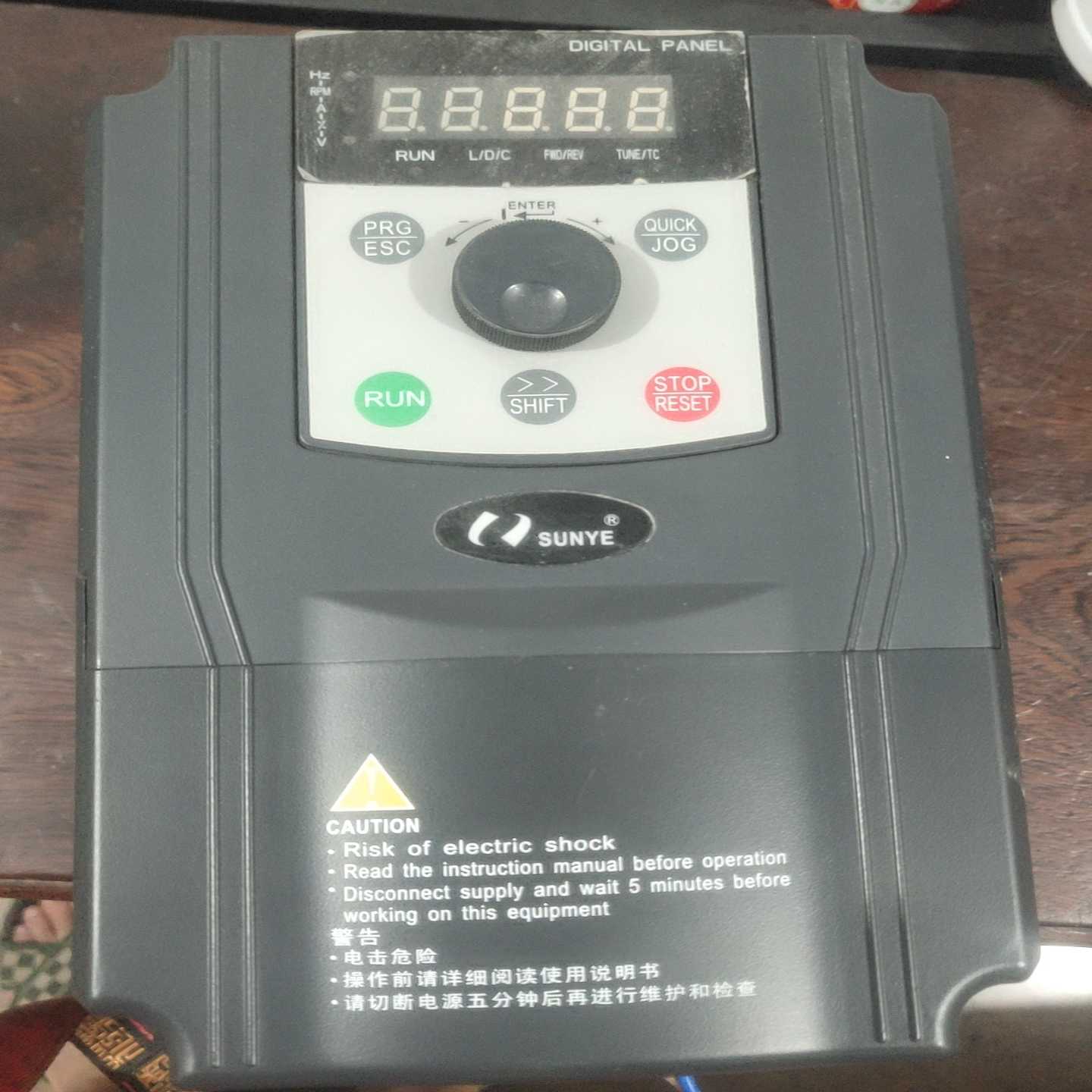 日业变频器CM530-A04T4R0G/5R5PB重载适用