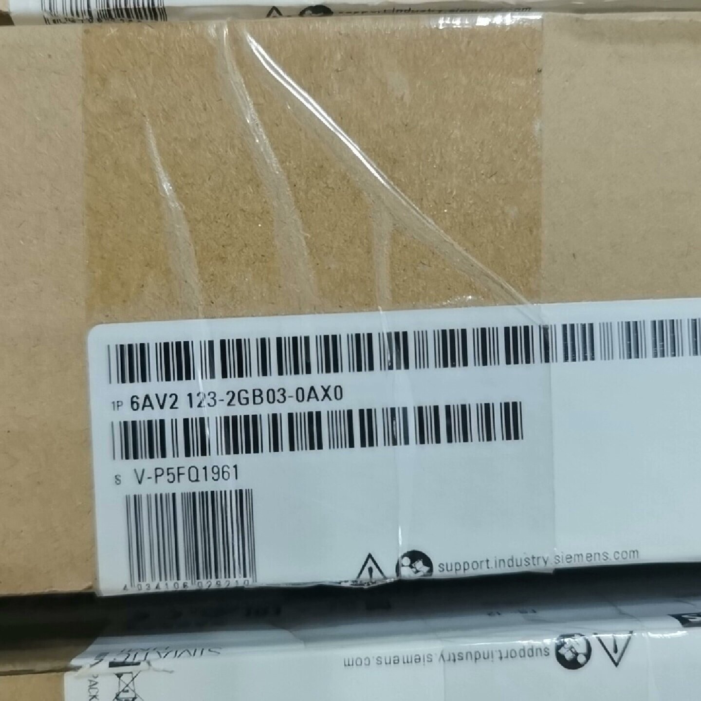 6AV21232GB030AX0全新未拆封-议价