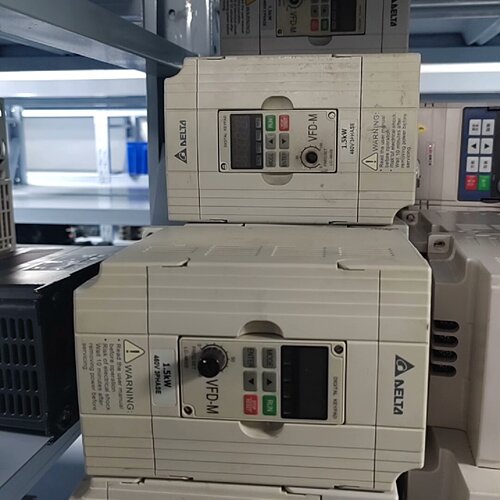 寻台达变频器1.5KWVFD015M43B1.5KW变频器