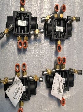 询价~Delaval 利拉伐，驱赶器上下控制阀组件，，四个。议