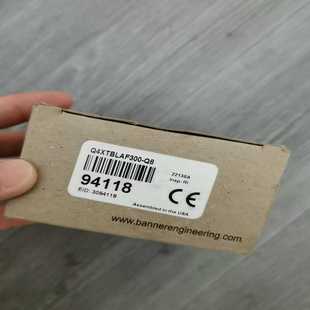 询价 Q8激光传感器941 BANNER邦纳Q4XTBLAF300