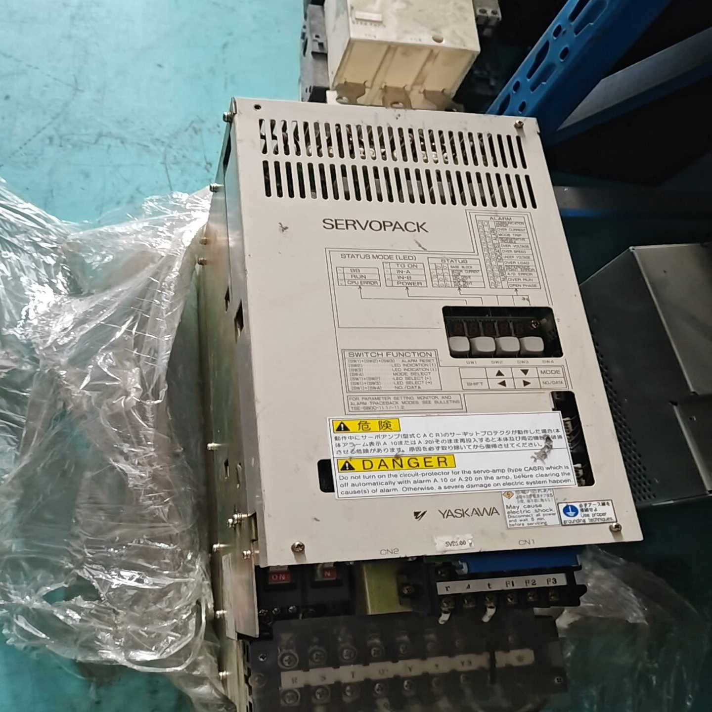 询价CACR-SR60BE12D-CY119安川机器人驱动器