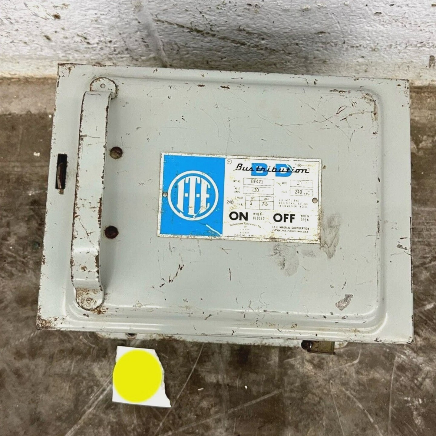 BULLDOGBP421OPERATEDPLUG30A3PH4W240VOAL10