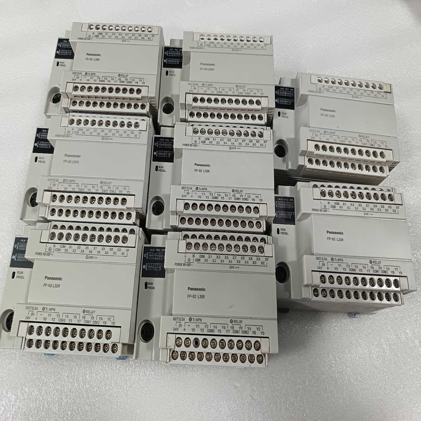 松下PLCFP-X0L30R，型号AFPX0L30R-F--议价商品