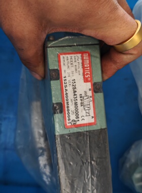 询-NUMATICS电磁阀型号152SA435M000