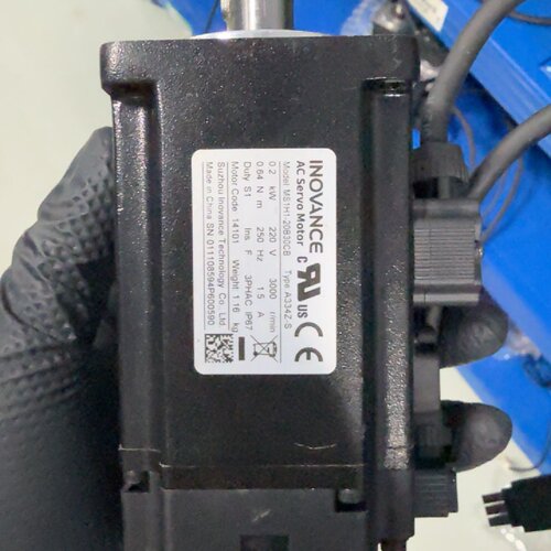 汇川伺服电机，型号MS1H1-20B30CB-A334Z，0议价
