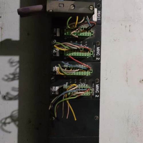 （请询价）TRS控制器PBX21P2P2AA成色一般功能正常
