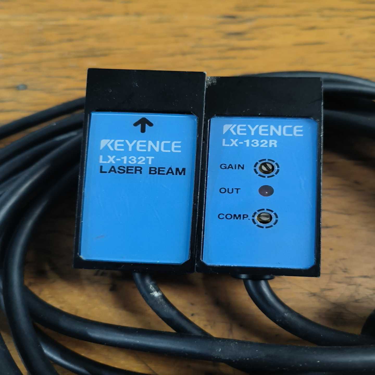 基恩士对射检测激光传感器型号LX-132R.LX-132【询价】